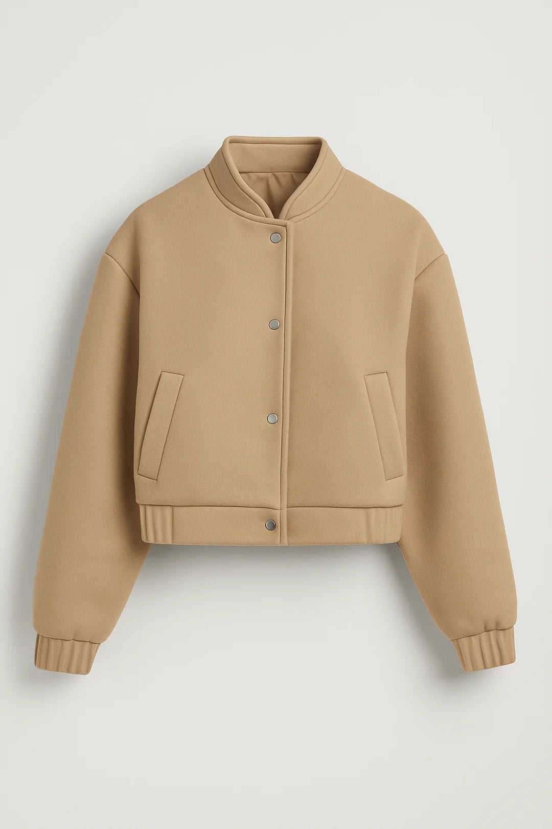 Giacca corta imbottita con collo alto | Beige | Chiusura a bottoni